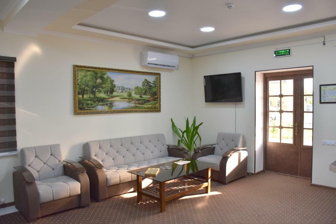 Hotel Aral نكوص المظهر الخارجي الصورة