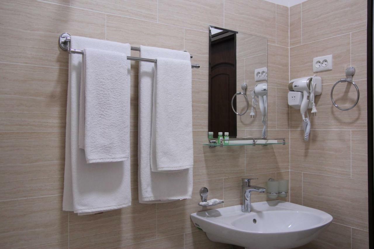 Hotel Aral نكوص المظهر الخارجي الصورة