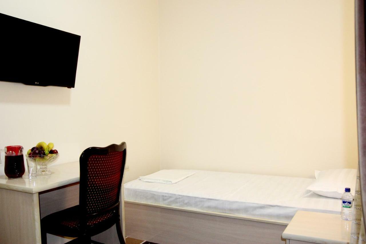 Hotel Aral نكوص المظهر الخارجي الصورة